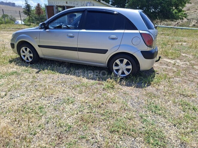 Kia Rio 2006, 260,000 km - 1.5 l - Bakı