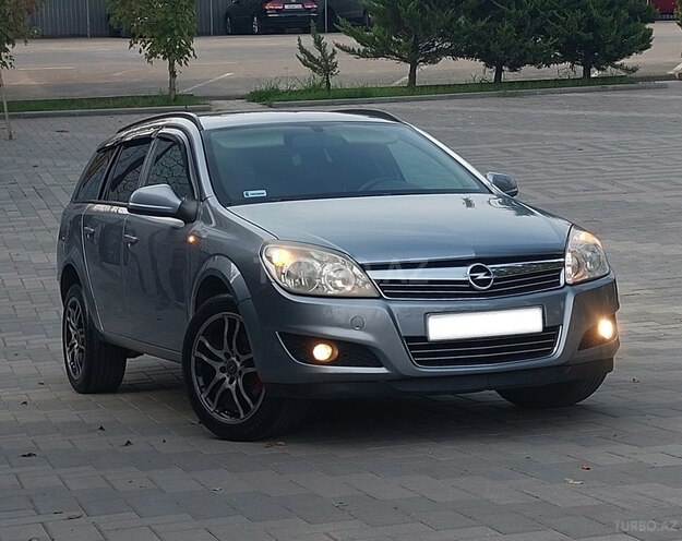 Opel Astra 2010, 249,000 km - 1.3 л - Saatlı