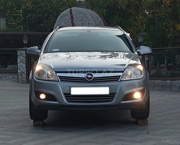 Opel Astra 2010, 249,000 km - 1.3 л - Saatlı