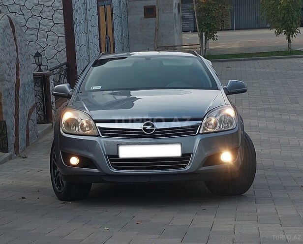 Opel Astra 2010, 249,000 km - 1.3 л - Saatlı