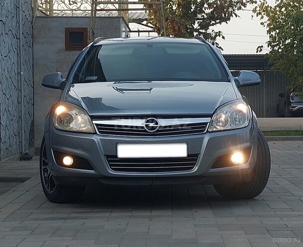 Opel Astra 2010, 249,000 km - 1.3 л - Saatlı