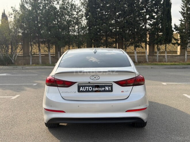 Hyundai Avante 2016, 230,000 km - 1.6 л - Bakı