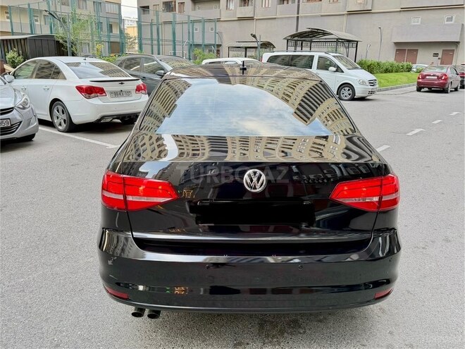 Volkswagen Jetta 2016, 181,000 km - 2.0 l - Bakı