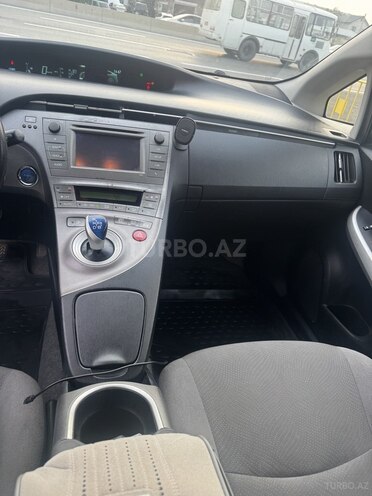Toyota Prius 2015, 154,903 km - 1.8 л - Bakı