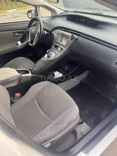 Toyota Prius 2015, 154,903 km - 1.8 л - Bakı