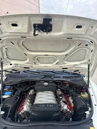 Volkswagen Touareg 2008, 200,767 km - 4.2 l - Bakı