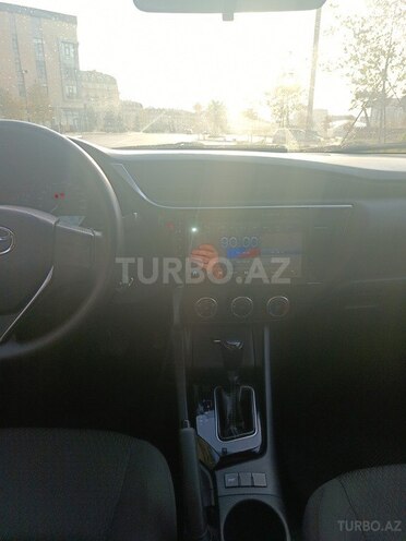 Toyota Corolla 2016, 157,000 km - 1.6 l - Bakı