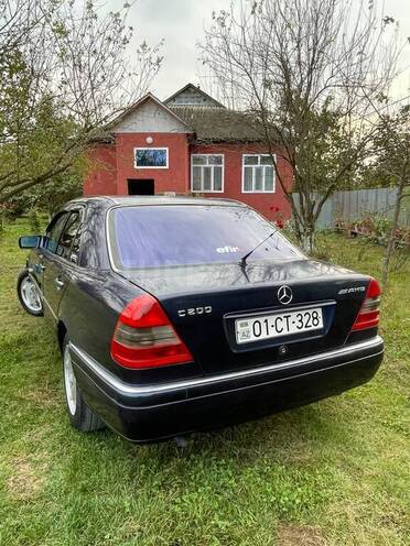Mercedes C 200 1995, 425,369 km - 2.0 l - Qəbələ
