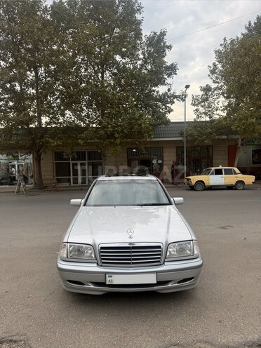 Mercedes C 180 1999, 242,000 km - 1.8 l - Ağcabədi