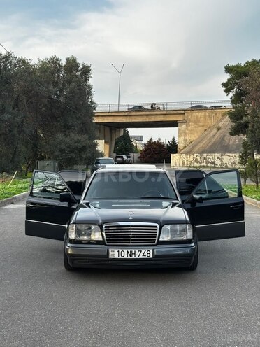 Mercedes 220 E 1995, 500,000 km - 2.2 l - Bakı