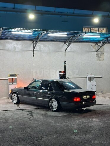 Mercedes 220 E 1995, 500,000 km - 2.2 l - Bakı