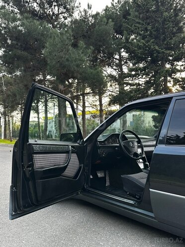 Mercedes 220 E 1995, 500,000 km - 2.2 l - Bakı