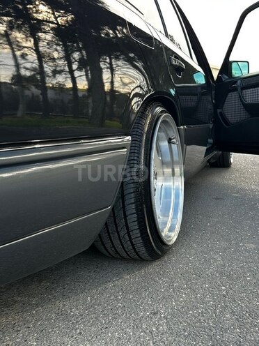 Mercedes 220 E 1995, 500,000 km - 2.2 l - Bakı