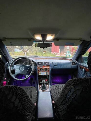 Mercedes C 200 1995, 425,369 km - 2.0 l - Qəbələ