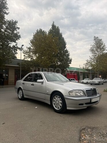 Mercedes C 180 1999, 242,000 km - 1.8 l - Ağcabədi