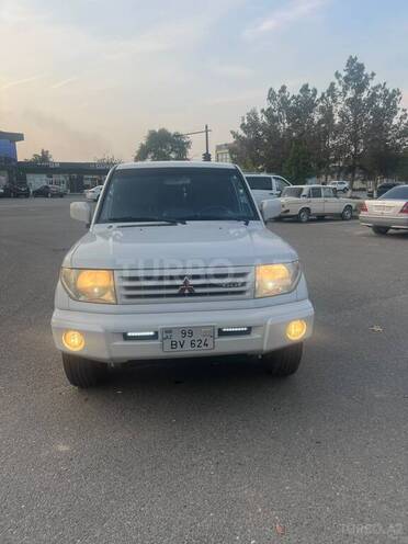Mitsubishi Pajero io 1999, 330,000 km - 1.8 l - Şirvan