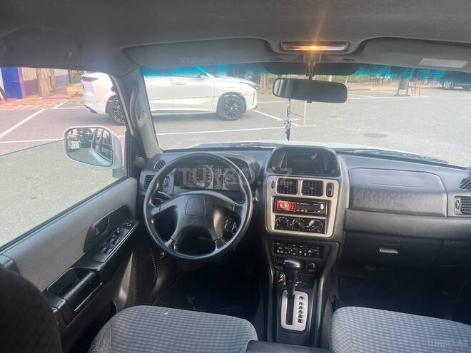 Mitsubishi Pajero io 1999, 330,000 km - 1.8 l - Şirvan