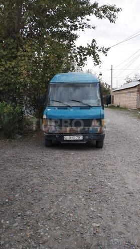 Mercedes 208 D 1990, 120,000 km - 2.9 л - Ağdam