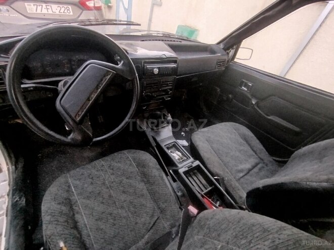 IJ 2126 Oda 2002, 270,000 km - 1.7 l - Bakı