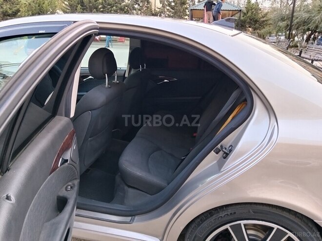 Mercedes E 200 2005, 328,500 km - 1.8 l - Sumqayıt