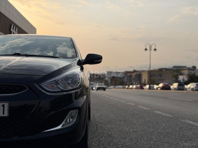 Hyundai Accent 2018, 15,800 km - 1.4 л - Bakı