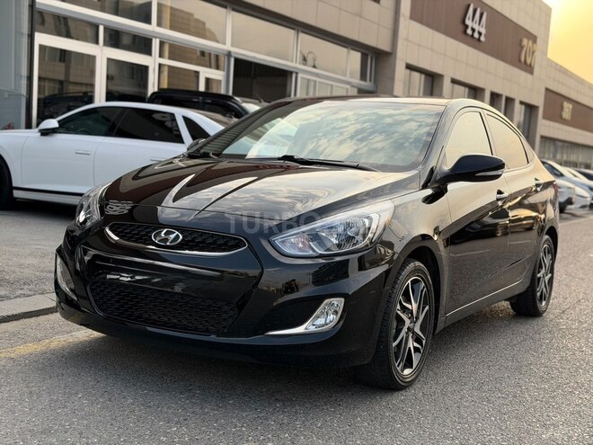 Hyundai Accent 2018, 15,800 km - 1.4 л - Bakı