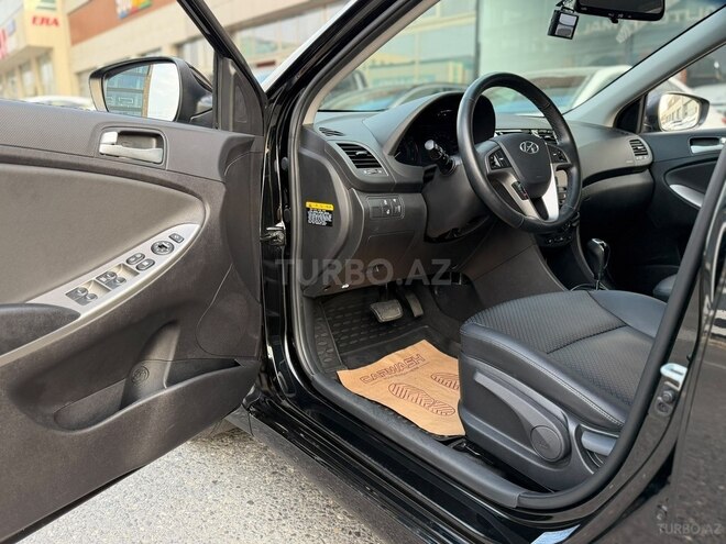 Hyundai Accent 2018, 15,800 km - 1.4 л - Bakı
