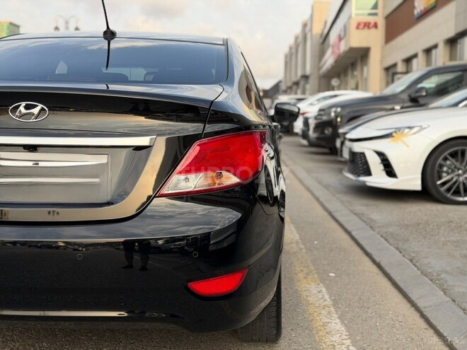Hyundai Accent 2018, 15,800 km - 1.4 л - Bakı