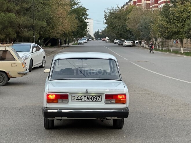 LADA (VAZ) 2107 2006, 25,000 km - 1.6 л - Sabirabad
