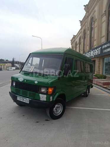 Mercedes 208 D 1993, 477,865 km - 3.7 л - Salyan