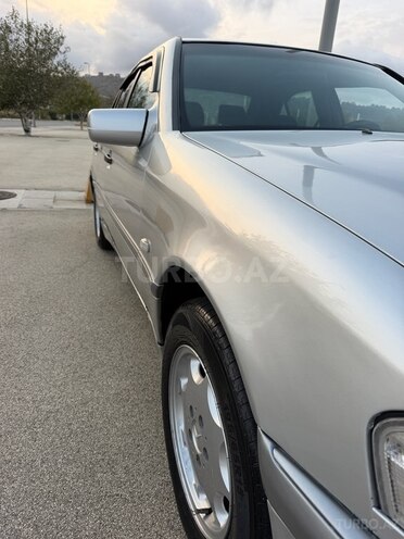 Mercedes C 200 1998, 354,872 km - 2.0 l - Bakı