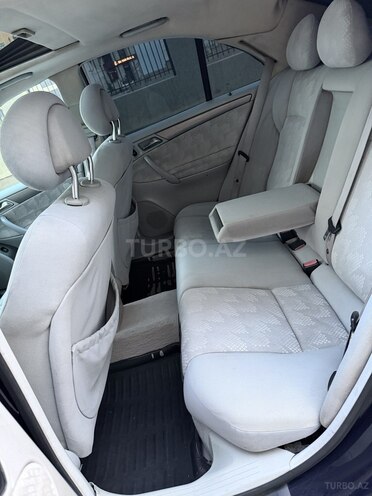 Mercedes C 240 2001, 372,108 km - 2.6 l - Sumqayıt