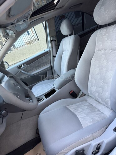 Mercedes C 240 2001, 372,108 km - 2.6 l - Sumqayıt