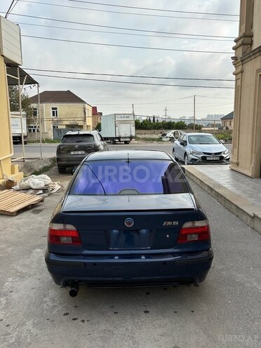BMW 525 2001, 273,000 km - 2.5 л - Bakı