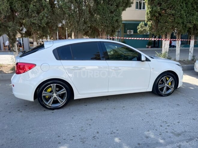 Chevrolet Cruze 2011, 360,000 km - 1.6 л - Mingəçevir