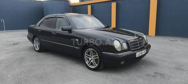 Mercedes E 230 1996, 302,000 km - 2.3 л - Sumqayıt