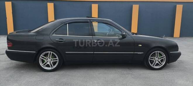 Mercedes E 230 1996, 302,000 km - 2.3 л - Sumqayıt