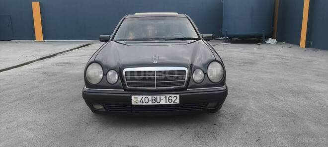 Mercedes E 230 1996, 302,000 km - 2.3 л - Sumqayıt