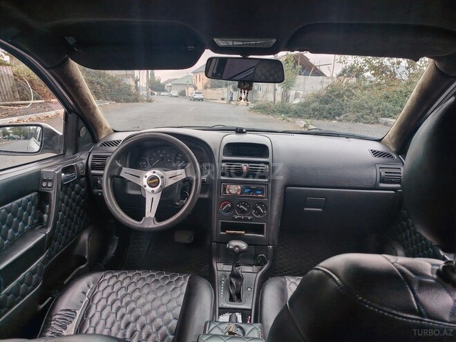 Opel Astra 2000, 500,000 km - 1.8 l - Qax