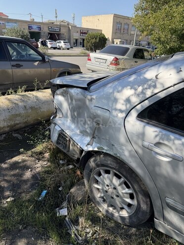 Mercedes E 220 1999, 500,000 km - 2.2 l - Sumqayıt