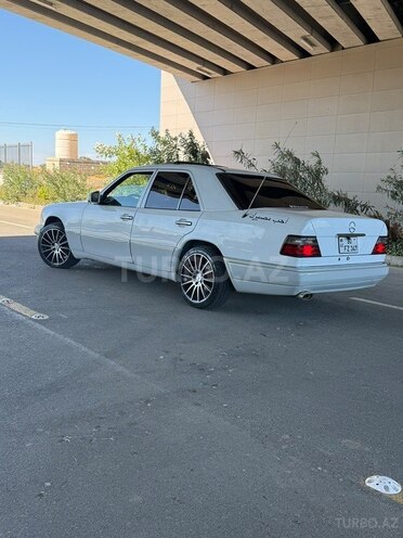 Mercedes E 200 1993, 453,026 km - 2.0 л - Bakı