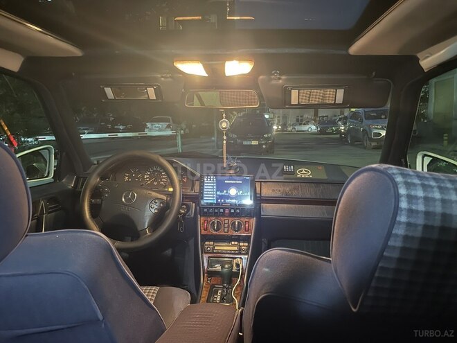 Mercedes E 200 1993, 453,026 km - 2.0 л - Bakı