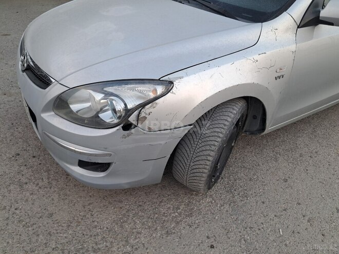 Hyundai i30 2010, 240,000 km - 1.6 л - Bakı