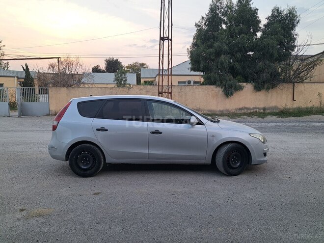 Hyundai i30 2010, 240,000 km - 1.6 л - Bakı