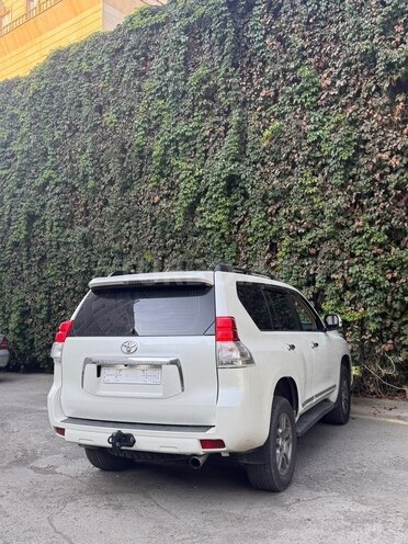 Toyota Land Cruiser Prado 2010, 178,000 km - 2.7 l - Gəncə