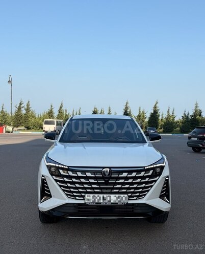 Changan  2024, 17,000 km - 1.5 л - Bakı