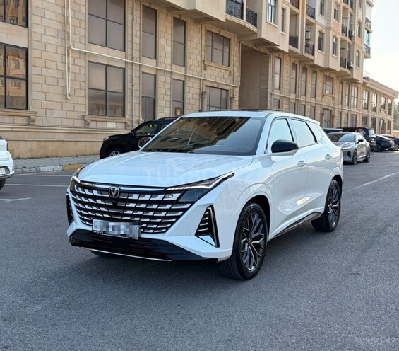 Changan  2024, 17,000 km - 1.5 л - Bakı