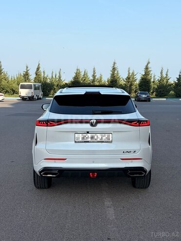 Changan  2024, 17,000 km - 1.5 л - Bakı