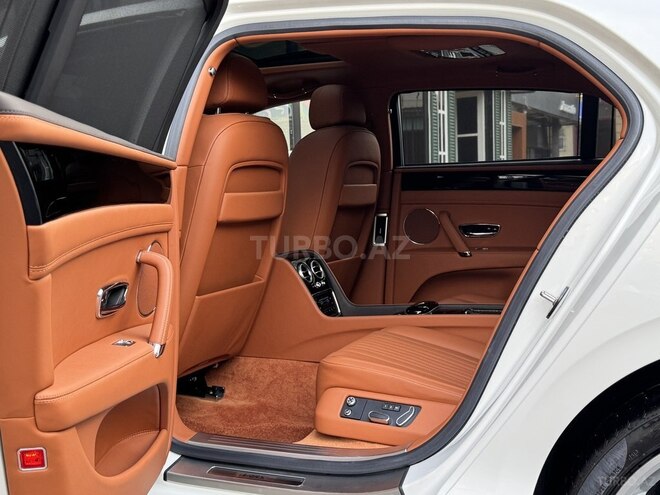 Bentley Flying Spur 2019, 9,000 km - 4.0 l - Bakı