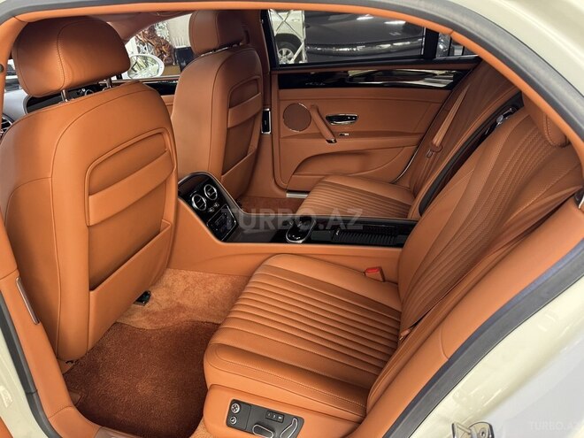 Bentley Flying Spur 2019, 9,000 km - 4.0 l - Bakı
